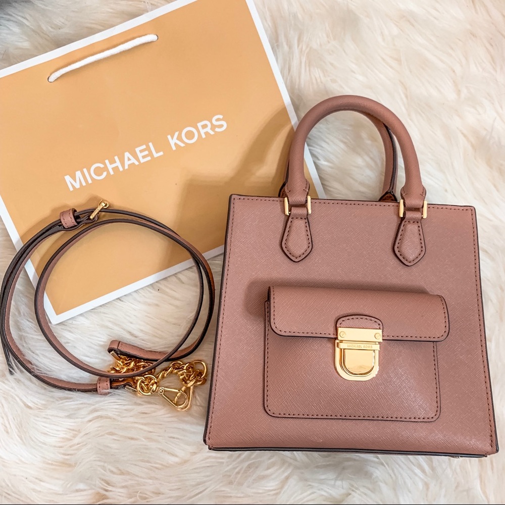 Michael Kors Bridgette Small Messenger Crossbody